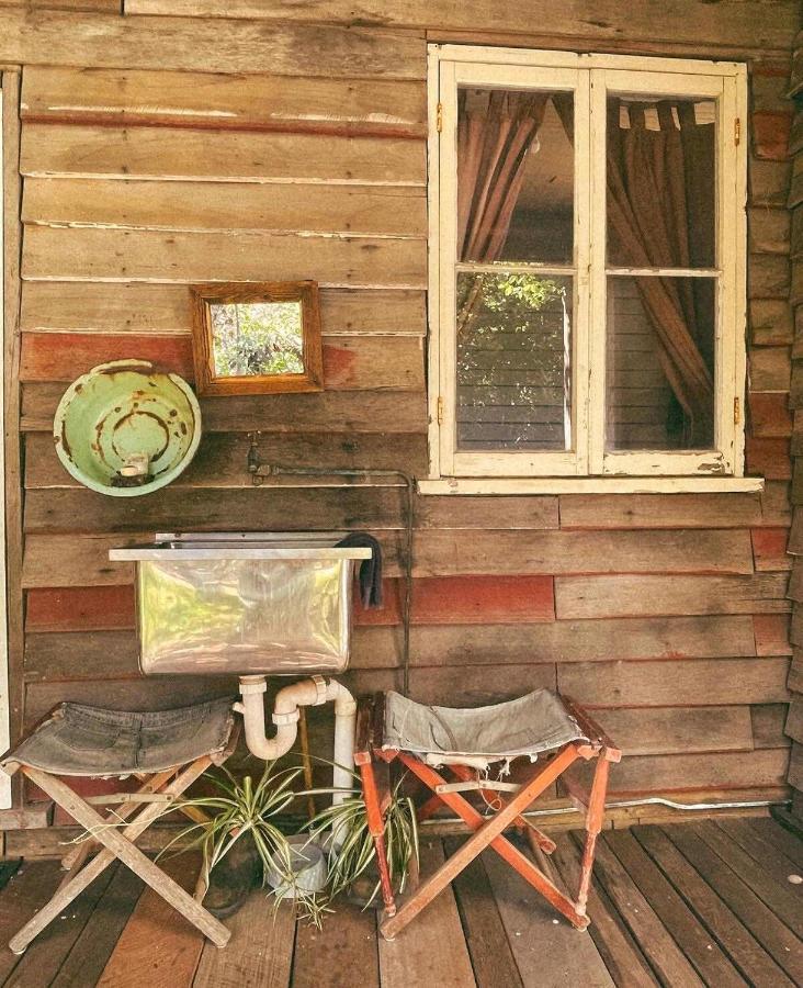 Cosy Farmstay: Green Cabin At Whispering Woods Beedelup Exteriör bild
